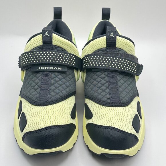 Women Nike AirJordan Trunner LX Shoes Luminous Green Black Sz 8.5 HQ2164-302 NEW - Picture 2 of 9